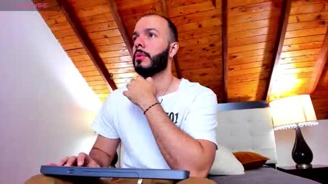   online show from November 1, 1:04 pm