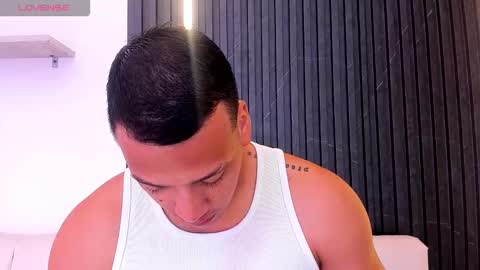 Tom muscle1 online show from October 29, 11:57 am