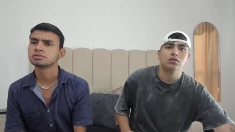 TomasANDalejo online show from December 2, 1:03 pm