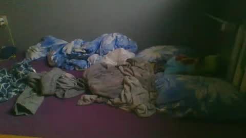 tomek999116 online show from December 14, 1:38 pm