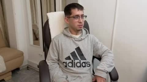 Tomas online show from March 10, 4:07 am