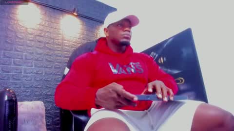 Tom Mike online show from April 19, 4:01 am