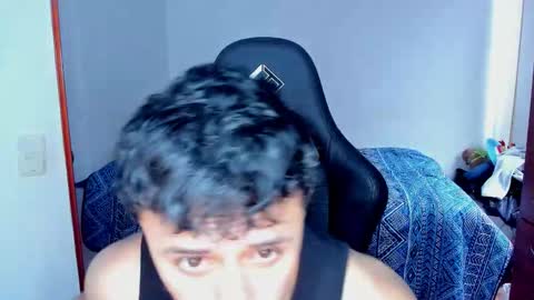 Twitter BreddTommy IG tommy bredd online show from March 18, 7:50 pm