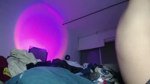   Thomas    online show from January 30, 1:55 am