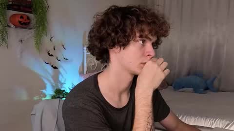 Tommy online show from October 31, 2:31 pm