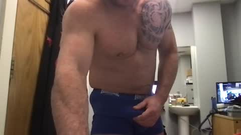 Snapshot of tomtit12345 chatting on March 7, 7:19 am tomtit12345 online show from March 7, 7:19 am