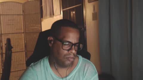 Antonio online show from April 15, 1:49 am