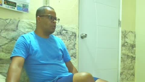 Antonio online show from April 13, 1:01 pm