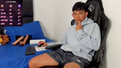 Tonny online show from February 1, 10:41 pm