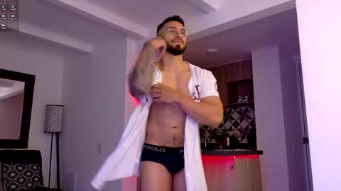 tony muscle1 online show from November 19, 10:31 pm