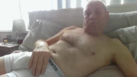 tonygibbson62 online show from February 5, 9:57 am