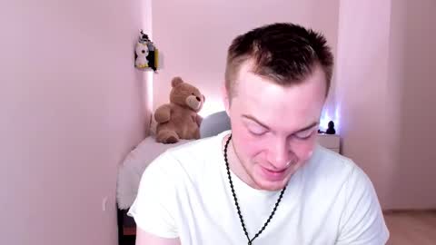 Snapshot of toohornyserj chatting on February 16, 10:32 pm toohornyserj online show from February 16, 10:32 pm