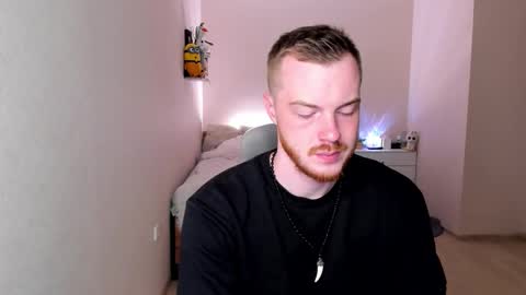 Snapshot of toohornyserj chatting on September 20, 9:15 pm toohornyserj online show from September 20, 9:15 pm