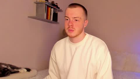 Snapshot of toohornyserj chatting on December 6, 7:56 pm toohornyserj online show from December 6, 7:56 pm