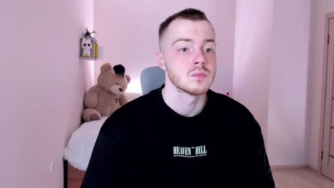 Snapshot of toohornyserj chatting on January 11, 8:21 pm toohornyserj online show from January 11, 8:21 pm