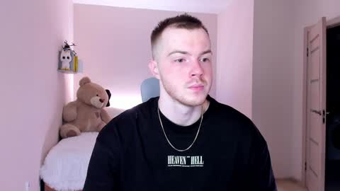 Snapshot of toohornyserj chatting on January 13, 8:04 pm toohornyserj online show from January 13, 8:04 pm