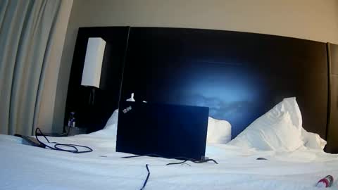 Snapshot of toomuchsmoke chatting on March 9, 12:09 pm toomuchsmoke online show from March 9, 12:09 pm