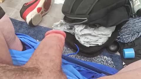 tossmysalad20 online show from February 10, 2:37 pm