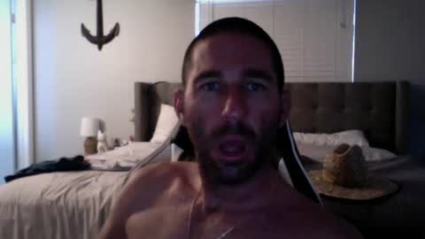 TravisKenn online show from December 7, 4:58 pm