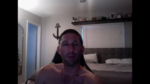 TravisKenn online show from December 20, 12:49 pm