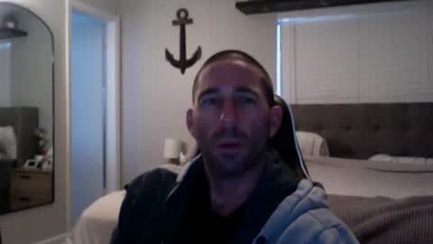 TravisKenn online show from December 2, 12:38 pm