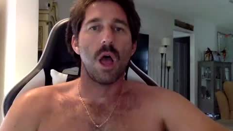 TravisKenn online show from September 30, 6:55 pm