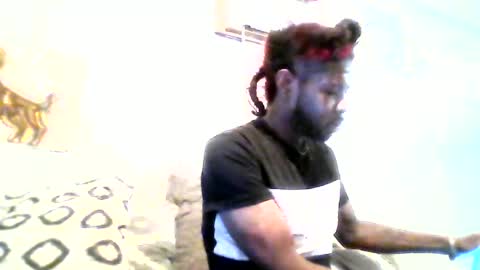 10Thickness online show from June 22, 7:40 pm
