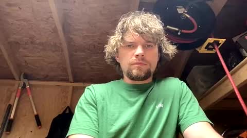 treeman817 online show from May 27, 2:08 am