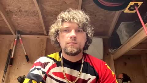 treeman817 online show from June 1, 11:38 pm
