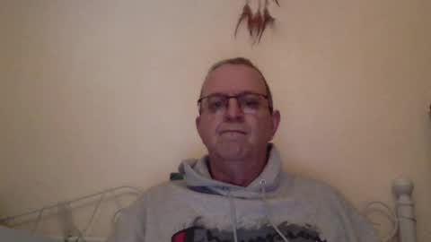 Fe-fi-fo-fum online show from March 22, 12:32 pm