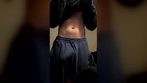 treyflipz2377 online show from February 6, 10:39 pm