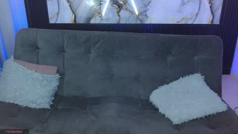 Johan online show from April 27, 2:19 am