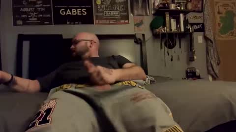 triller402 online show from February 18, 1:09 pm