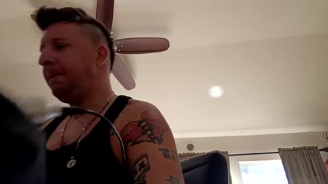 trillnonymau5 online show from December 21, 6:34 pm