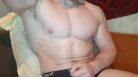 Snapshot of troncq chatting on January 27, 2:46 pm Troncq online show from January 27, 2:46 pm