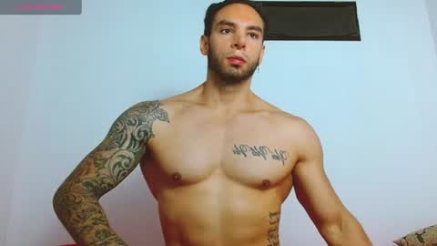 sebas online show from June 19, 1:11 am