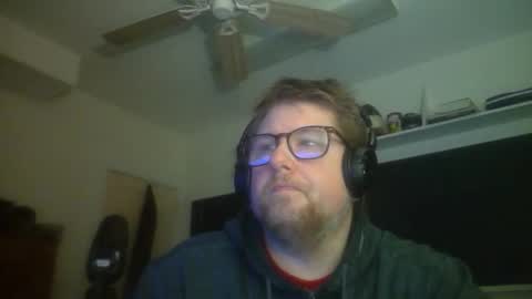 HandicappedLaugher online show from May 26, 1:01 am