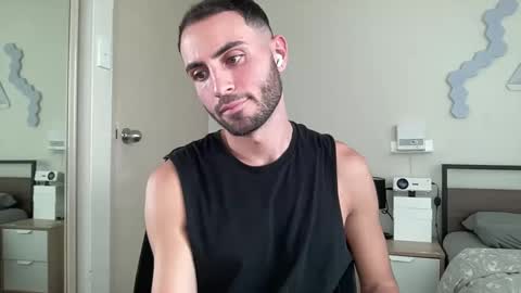 Snapshot of twikboy chatting on February 15, 7:49 am Twinkboy online show from February 15, 7:49 am