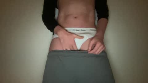 twink27844711 online show from January 29, 10:11 pm