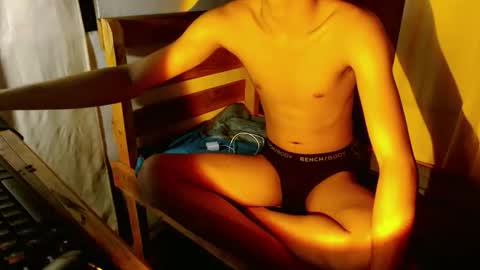 twink_cristian27 online show from December 3, 9:48 am