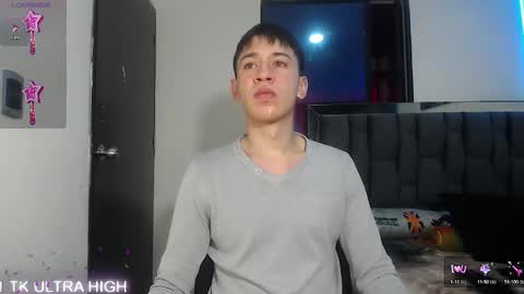 Mr Daren online show from March 12, 5:49 pm