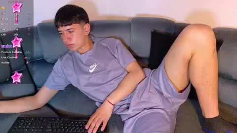 Mr Daren online show from November 8, 6:33 pm