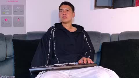 Mr Daren online show from February 16, 6:06 pm