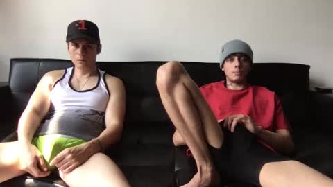 Derrick online show from February 15, 8:01 pm