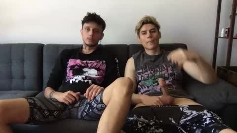 Derrick online show from October 19, 5:38 pm