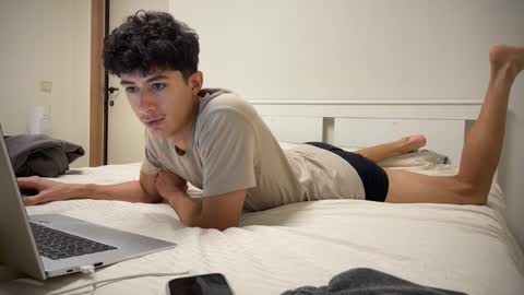 Snapshot of twinksweetlovehot chatting on December 12, 2:00 pm twinksweetlovehot online show from December 12, 2:00 pm