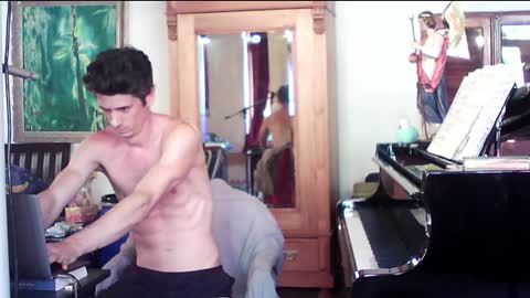 Snapshot of twoforallprivate chatting on February 2, 7:04 pm TobeBritta online show from February 2, 7:04 pm