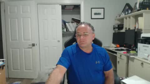 Twopeopleinlove online show from October 7, 10:08 am