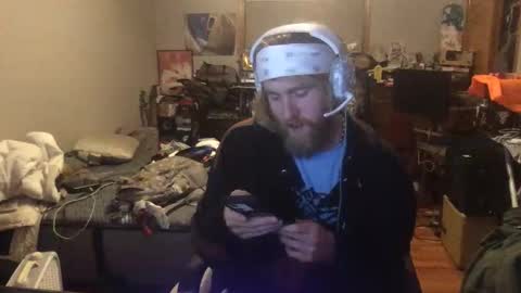 tylahfae online show from October 13, 12:49 am