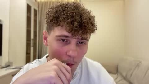 tyler_garrner online show from March 5, 6:48 pm